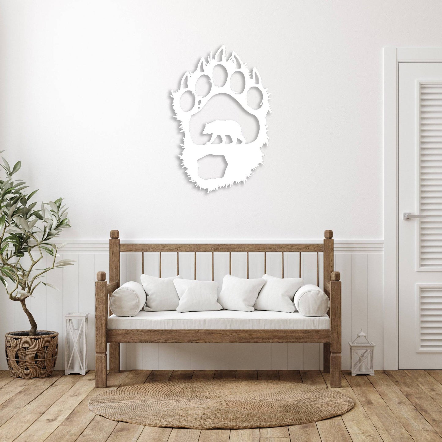 Captivating Bear Paw Metal Wall Décor